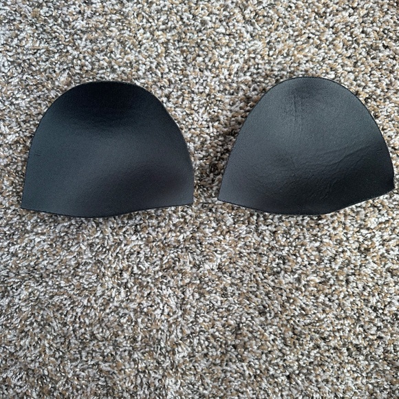 TWO Nike Women's Medium Sports Bras (with removable pads) - Picture 6 of 12